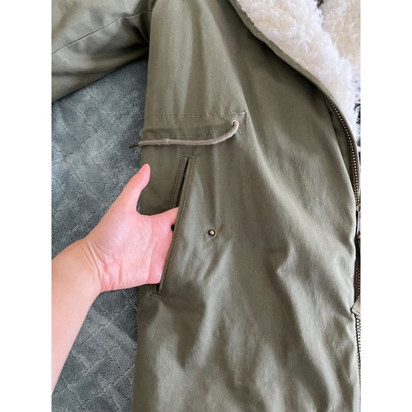 Gap Womens Olive Green Faux Fur Lined Parka Jacket Coat 922500 XS Primaloft‎ - Picture 5 of 12